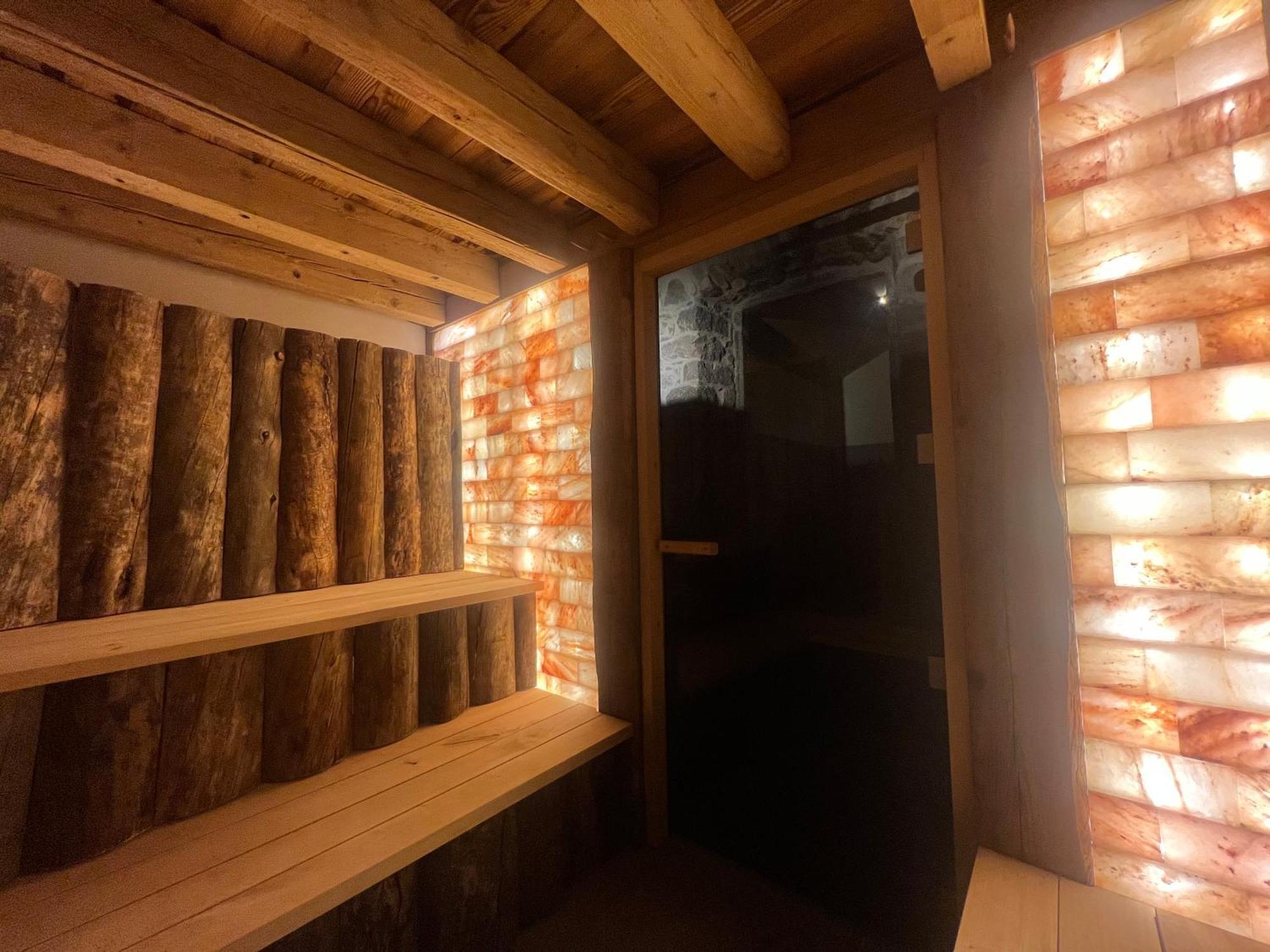 Gite Roche Des Ducs Avec Piscine Toute L'Annee, Spa, Sauna, Hammam Rochesson Dış mekan fotoğraf
